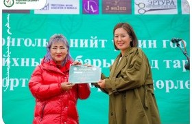 "Монголын үсчин, гоо сайханчдын холбоо"-ны хамт олон 500 мод тарьж, төгөл байгуулав