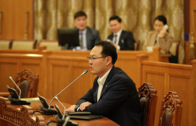 Зээлийн мэдээллийн тухай хуульд нэмэлт, өөрчлөлт оруулах тухай хуулийн төслийг танилцууллаа