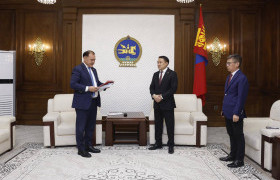Монгол Улсын хөгжлийн 2026 оны төлөвлөгөө батлах тухай тогтоолын төслийг өргөн мэдүүлэв