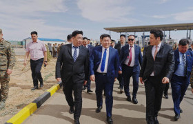 Гашуунсухайт боомтын эрдэс баялаг, нүүрс экспортлох хүчин чадал гурав дахин нэмэгджээ
