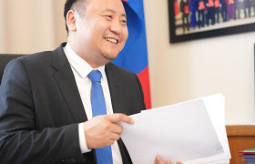 О.Алтангэрэл: УИХ-д өргөн мэдүүлсэн 18 хуулийн төслөө батлагдтал тууштай зүтгэнэ