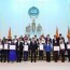 Монгол улсын ерөнхийлөгч У.Хүрэлсүх олон улсын олимпиадаас медаль хүртсэн сурагчдад нэрэмжит шагналаа гардууллаа