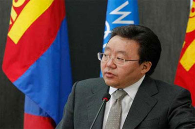 Ерөнхийлөгч Монголд атомын цахилгаан станц барихгүй гэж мэдэгдэв