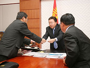 С.Эрдэнийн нэрийг Монгол Улсын Ерөнхийлөгчид айлтгалаа