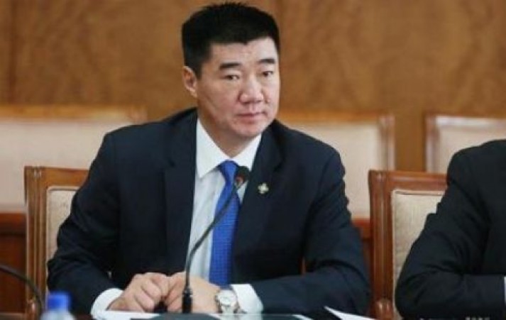 С.Бямбацогт: Монголчуудын бахархлыг үгүйсгэж, уусгах бодлого байж болохгүй
