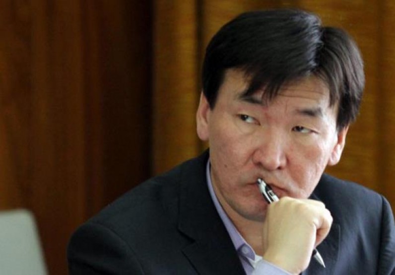 С.Ганбаатар: Монгол Улсыг ард иргэд биш, эрх мэдэлтэй цөөнхийн эрх ашиг хөтөлж, захирч байна