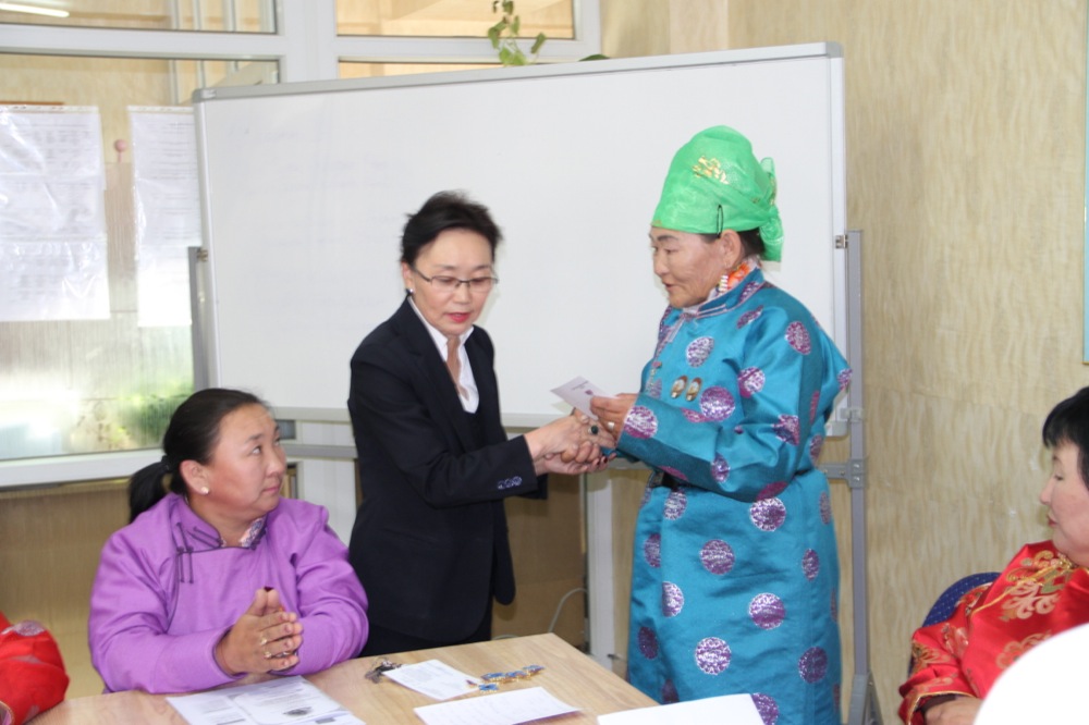 Ховд аймгийн МАЧХолбооны салбарын Алтай сумын малчдын төлөөлөл Улаанбаатар хотод ирж МАЧХолбооны тэргүүн Баасантай уулзлаа
