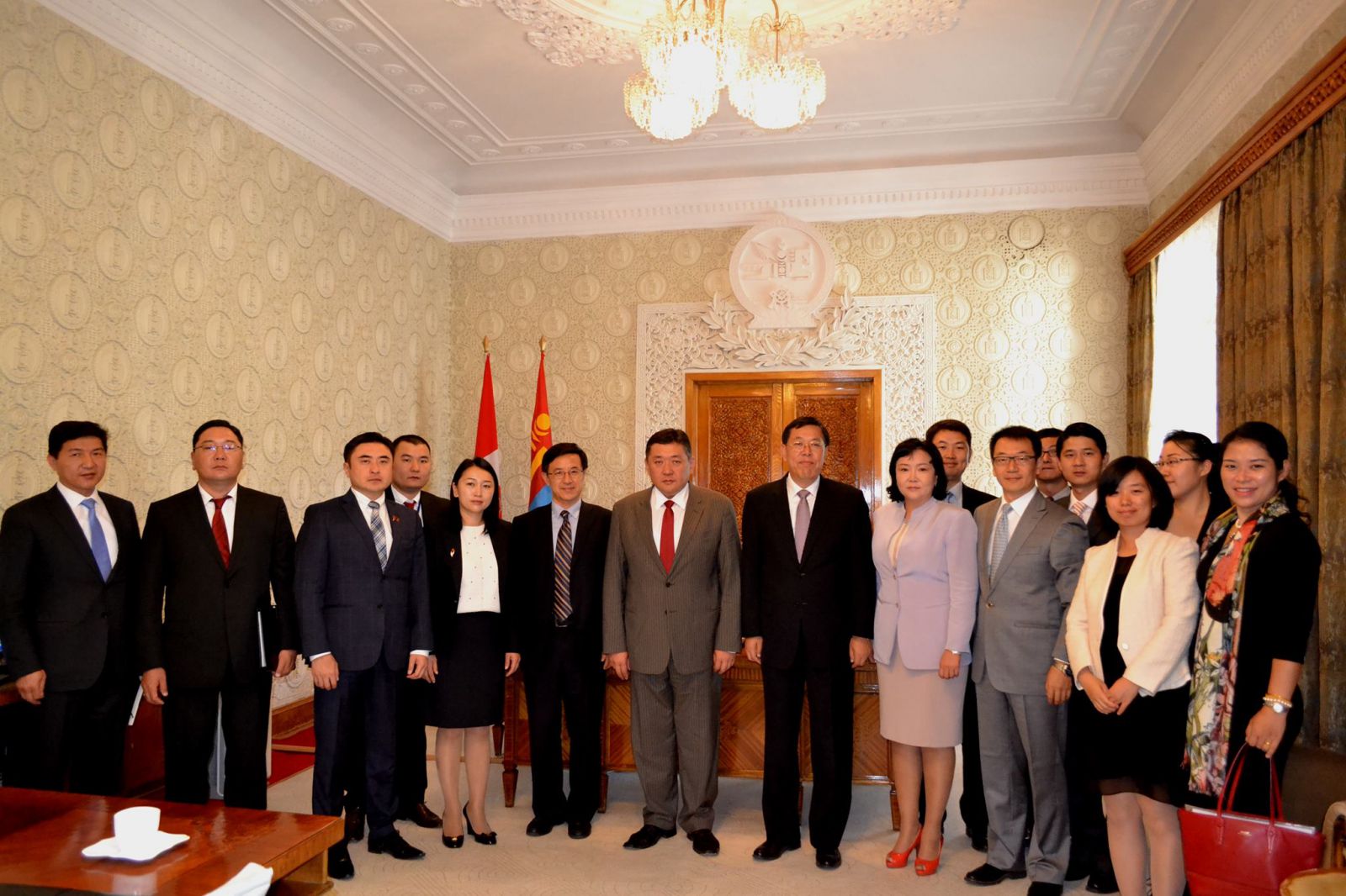 Хятадын коммунист намын төлөөлөгчдийг хүлээн авч уулзлаа