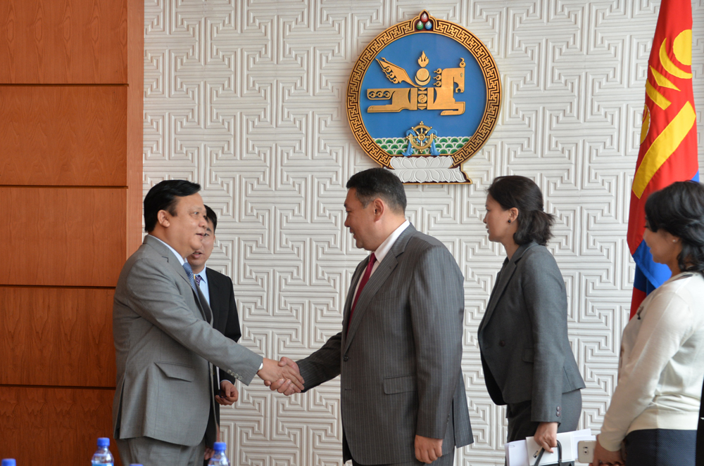 Улсын Их Хурлын дэд дарга Вьетнамын Үндэсний Ассамблейн төлөөлөгчдийг хүлээн авч уулзав