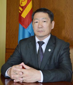 Монголд эрх мэдэлтэй хүн алга