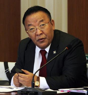 Монгол Улсад цөмийн хаягдал оруулж ирэхгүй, дамжин өнгөрүүлэхгүй байхыг хуульчилна