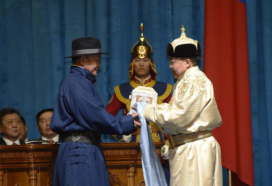 Монгол Улсын 5 дахь Ерөнхийлөгч Х.Баттулга тангараг өргөлөө