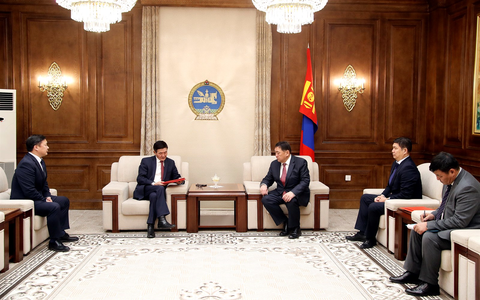 Монгол улс, Бүгд Найрамдах Беларусь иргэд адил нөхцөлөөр эрхээ хамгаалуулна