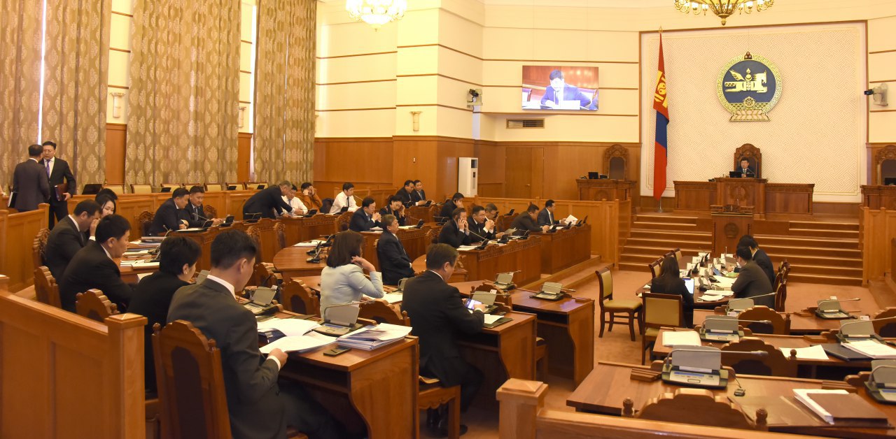 “Монгол Улсын эдийн засаг, нийгмийг 2020 онд хөгжүүлэх үндсэн чиглэл”-батлах тухай тогтоолын төслийг дэмжив