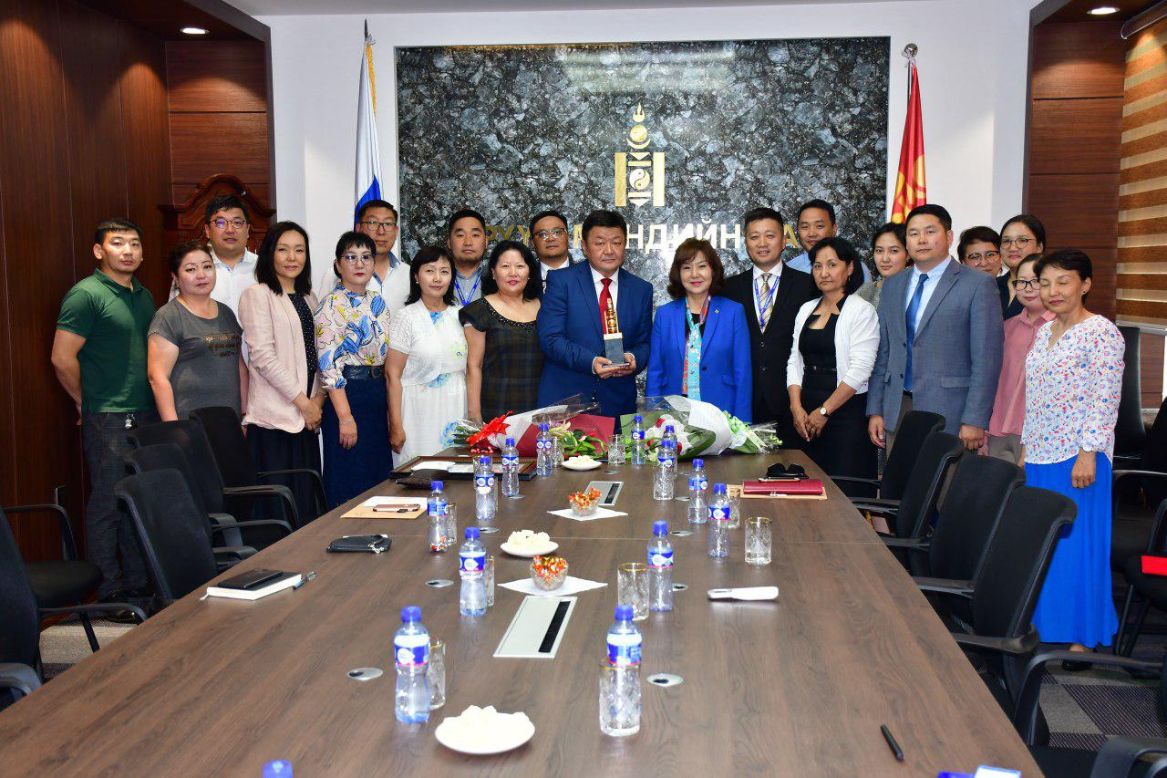 Г.Баясгалан Монгол Улсын Засгийн газрын Хүндэт өргөмжлөлийн эзэн боллоо