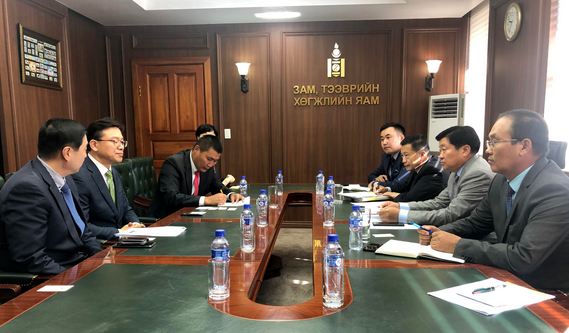 Монгол улс БНСУ хамтран олон улсын нисэхийн нарийн мэргэжлийн сургууль байгуулах эхлэл тавигдлаа