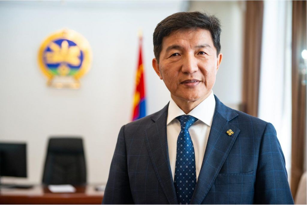 Испанид амьдарч буй 1,500 гаруй Монгол иргэдэд туслалцаа үзүүлэх боломжийг хүслээ