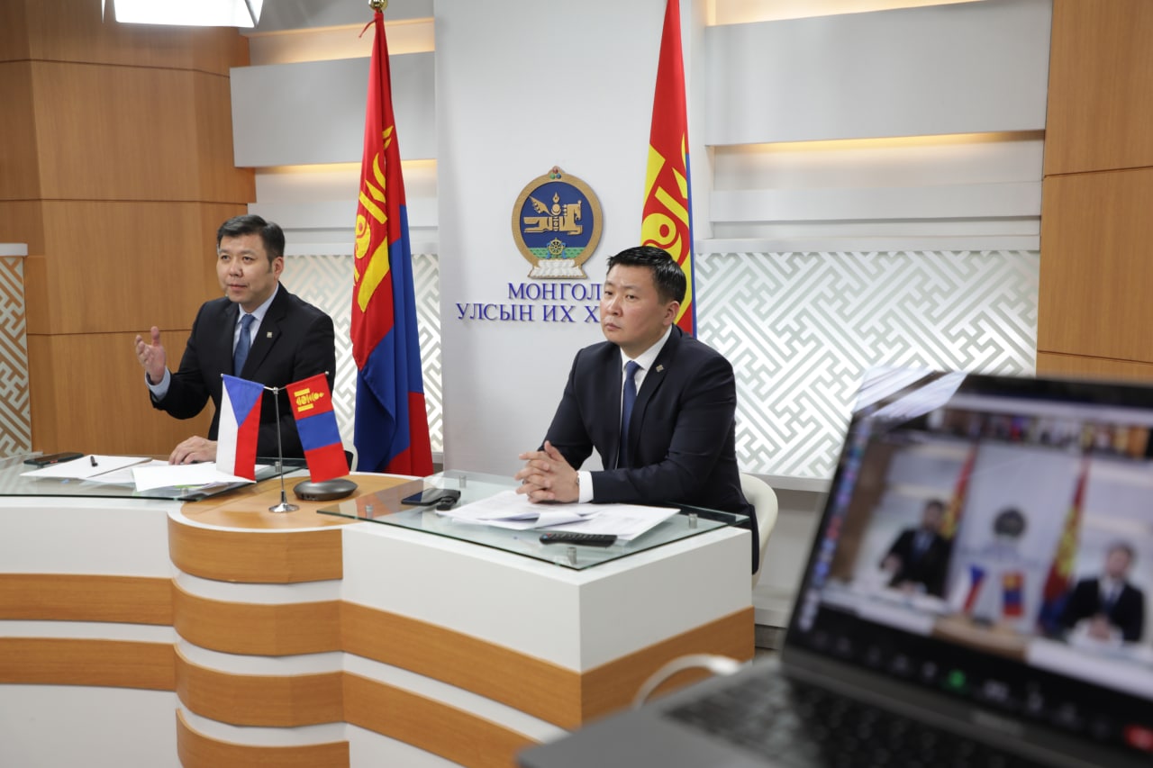 Монгол-Чехийн парламентын бүлгийн гишүүд цахим уулзалт хийлээ