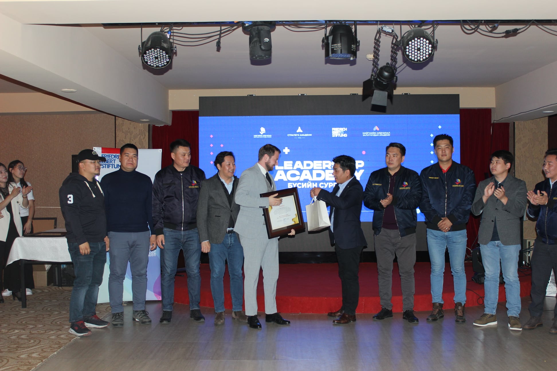 “Нийгмийн Ардчилал” Монголын Залуучуудын холбооны Зүүн бүсийн сургалт амжилттай боллоо