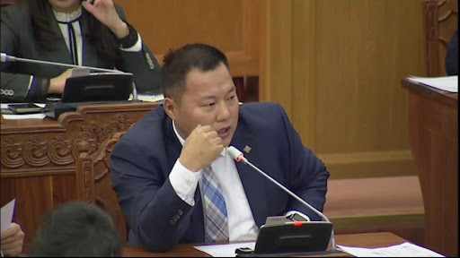 О.Цогтгэрэл: Монголчуудын цалинг бодитоор өсгөчихвөл шийдэх ёстой бүхий л асуудлууд ч өөрөө шийдэгдээд явчихна