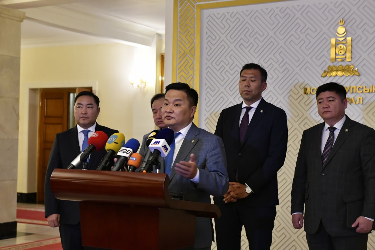 Монгол Улсын эрх зүйн системд цаашдаа аливаа хэргийг нотол, чадахгүй бол цагаатга гэсэн зарчим нутагших боломж бүрдлээ