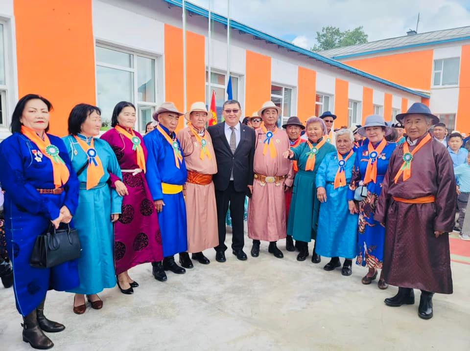 Төв аймгийн Алтанбулаг сумын Ерөнхий боловсролын сургуулийн 80 жилийн ой тохиож байна