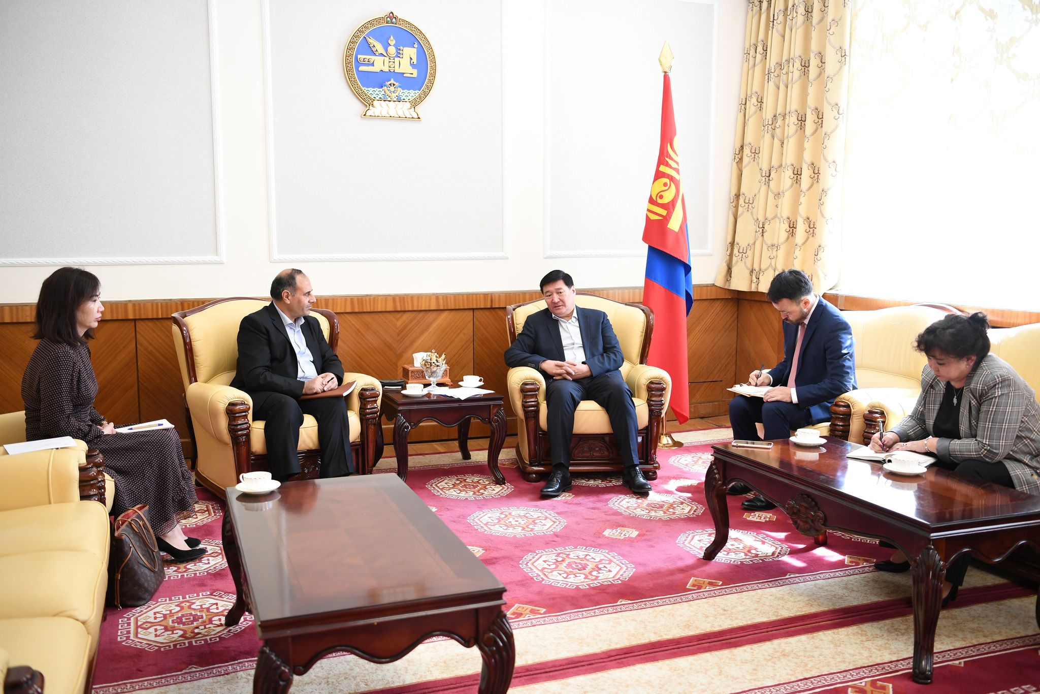УИХ-ын гишүүн С.Чинзориг НҮБ-ын Хүн амын сангийн Монгол дахь суурин төлөөлөгч Халид Шарифигтай уулзлаа