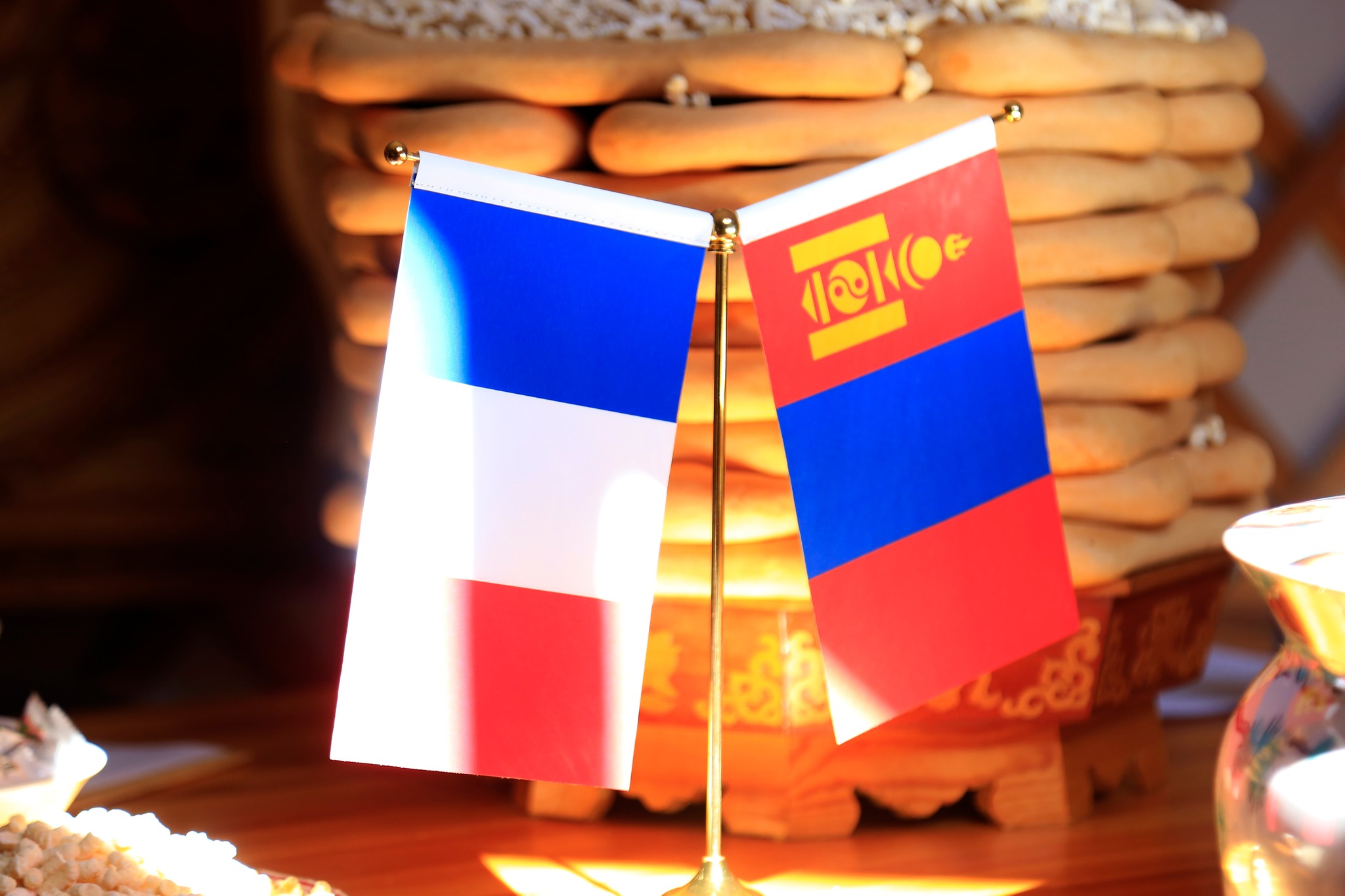 Монгол Францын хамтын ажиллагаа бизнесийн түвшинд идэвхжин хөгжиж байна