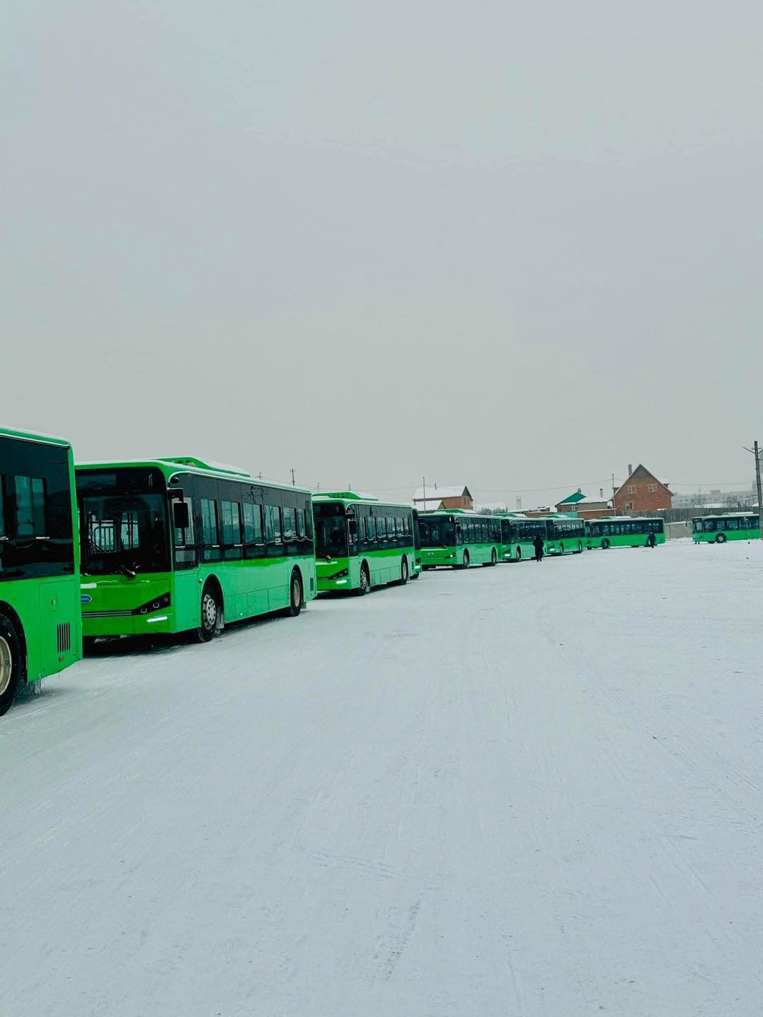 БНХАУ-ын Skywell үйлдвэрийн бүрэн цахилгаан 20 автобус Дарханд хүргэлээ