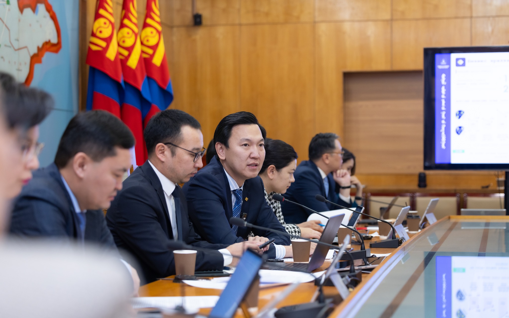 ТӨР ХАЛААСНЫ ТӨРИЙН БУС БАЙГУУЛЛАГУУДААС САЛЖ МЭРГЭЖЛИЙН ХОЛБООДТОЙ ХАМТАРНА