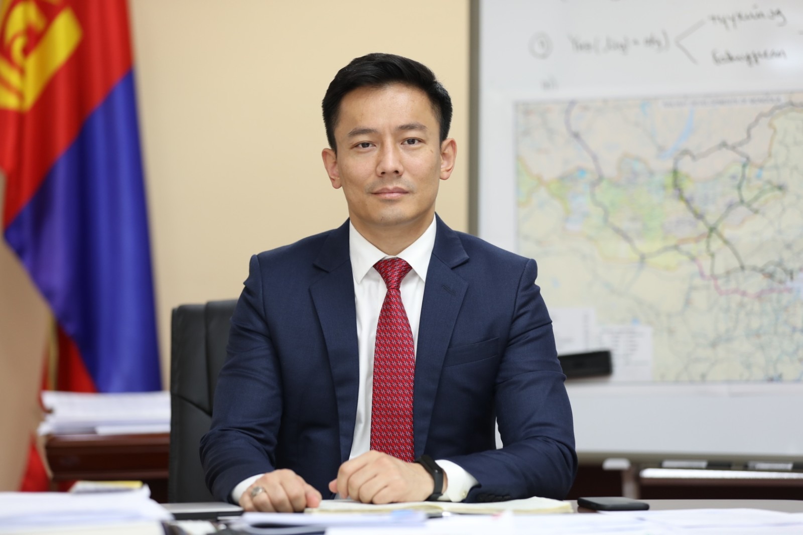 О.Батнайрамдал: Оюу толгойг Монголын хөрөнгийн бирж дээр нээлттэй компани болгох шаардлагатай