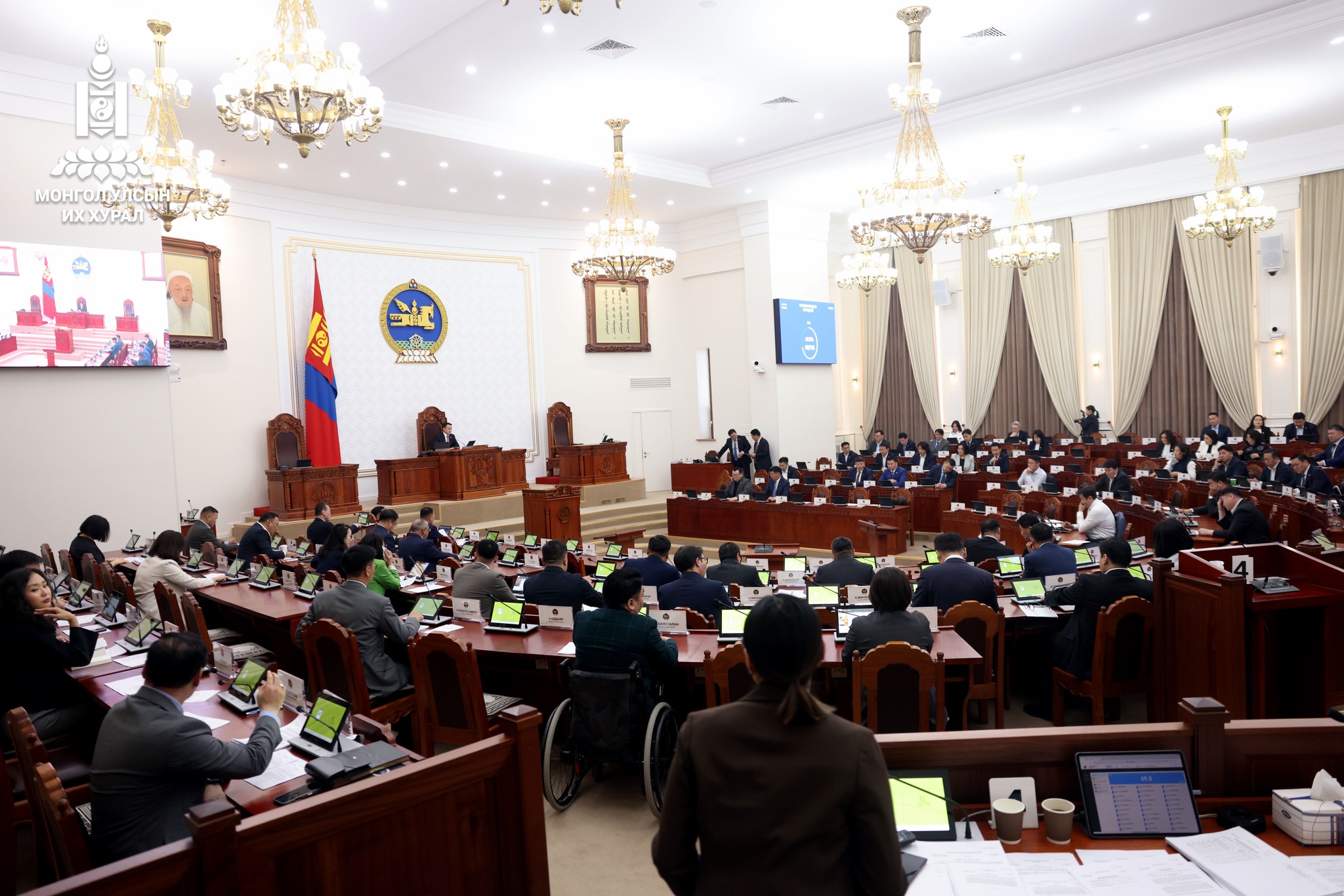 Г.Занданшатарыг Монгол Улсын Ерөнхий сайдаар томилох саналыг саналыг хэлэлцэж байна