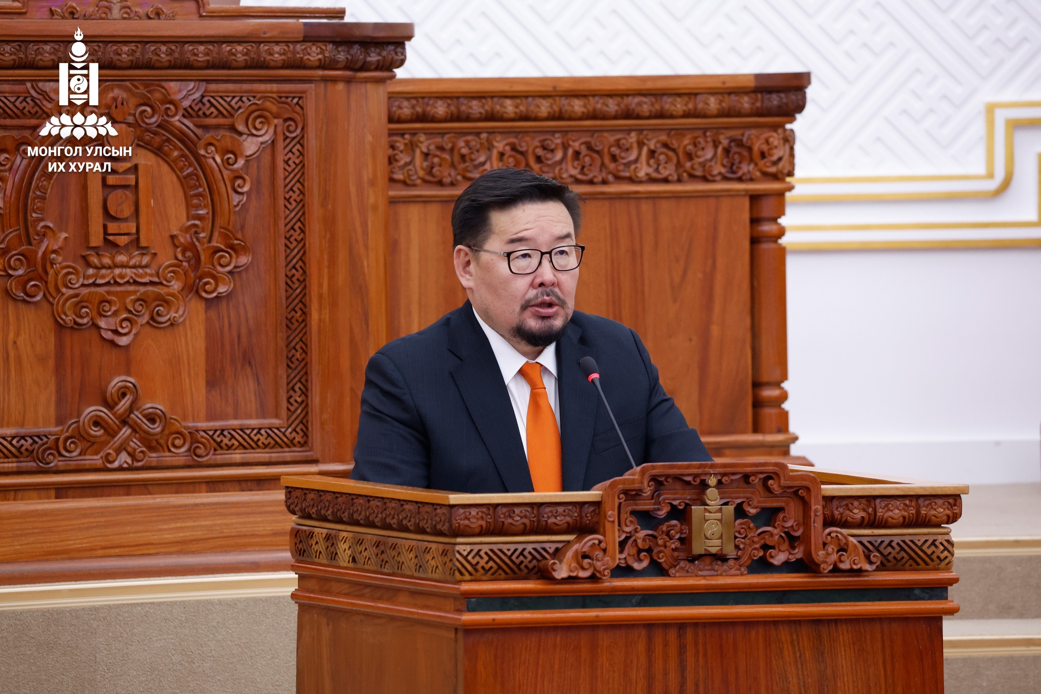 Монгол Улсын 2025 оны төсвийн тухай хуульд өөрчлөлт оруулах тухай хуулийг хэлэлцлээ